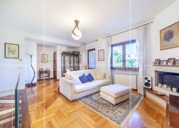 Foto 2 - Apartment Via Quadrelle
 
42, Roma - photo 2