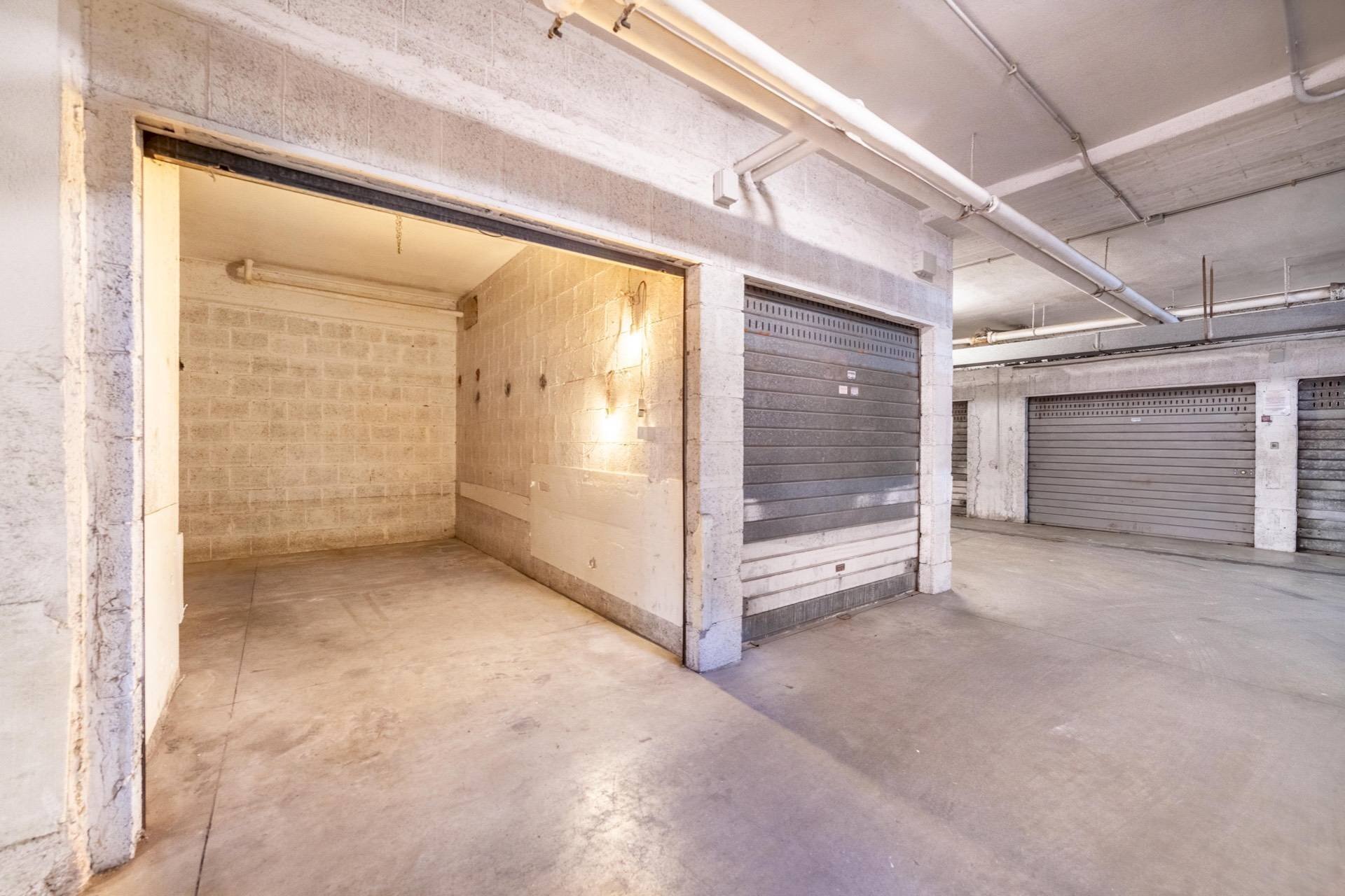 Foto 1 - Box Via Costanzo Casana
 
86, Roma - photo 1