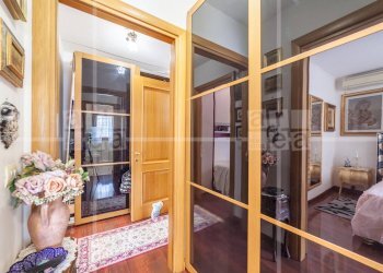 Foto 11 - Three-room apartment Via Carlo Ludovico Bragaglia
 
92, Roma - photo 11