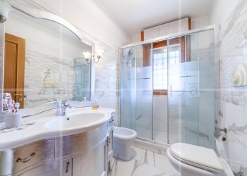 Foto 13 - Three-room apartment Via Carlo Ludovico Bragaglia
 
92, Roma - photo 13