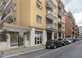 Foto 21 - Four-room apartment Via Basilio Bricci
 
23, Roma - photo 21