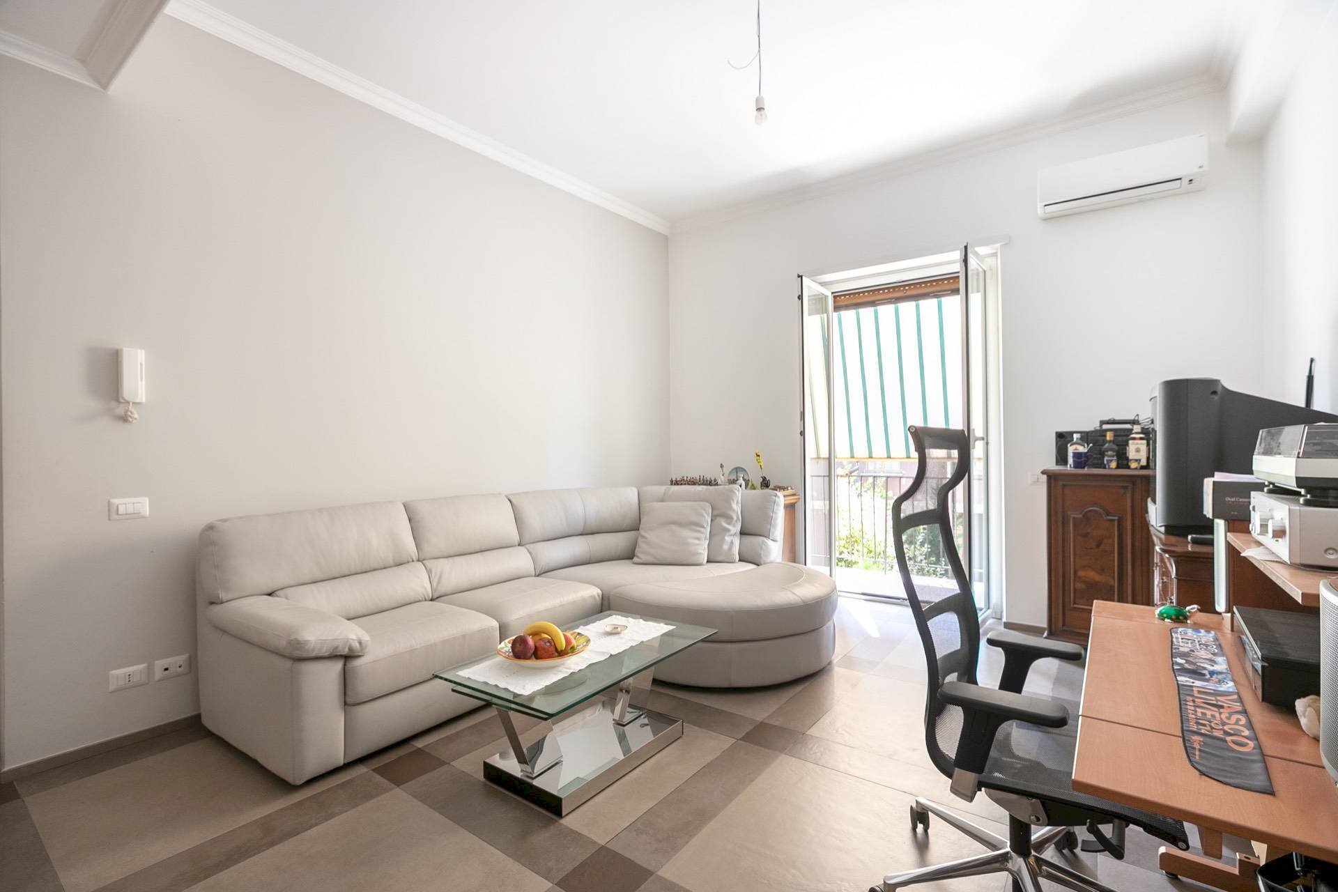 Foto 2 - Three-room apartment Via Sesto Celere
 
9, Roma - photo 2