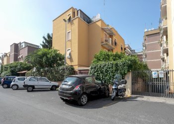 Foto 34 - Three-room apartment Via Sesto Celere
 
9, Roma - photo 34