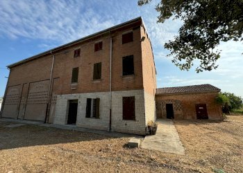 Foto 8 - Independent house Mirandola - photo 8