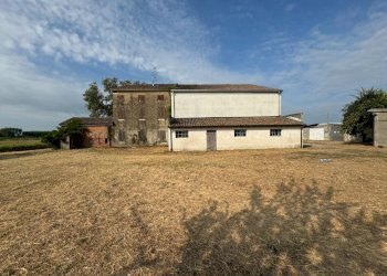 Foto 21 - Independent house Mirandola - photo 21