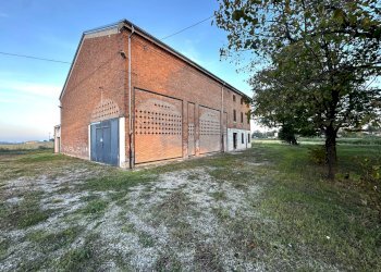 Foto 2 - Independent house Mirandola - photo 2