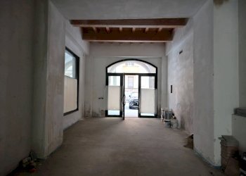 Foto 1 - Negozio Mirandola - foto 1