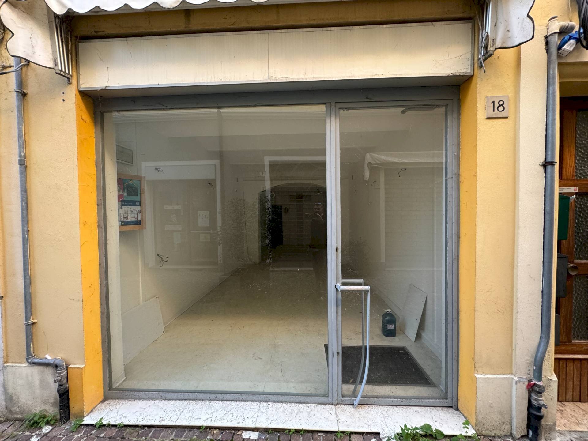 Foto 2 - Negozio Mirandola - foto 2