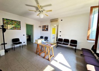 Foto 5 - Office Via Mazzini
 
100, Linarolo - photo 5