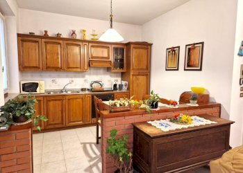 Foto 7 - Locale Commerciale Via 1 Maggio
 
15, Filighera - foto 7