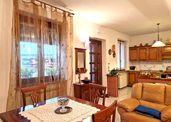 Foto 10 - Locale Commerciale Via 1 Maggio
 
15, Filighera - foto 10