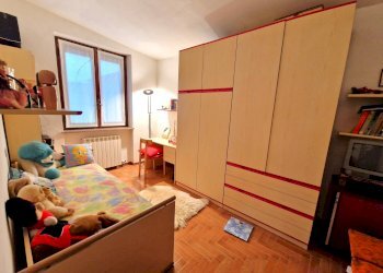 Foto 15 - Locale Commerciale Via 1 Maggio
 
15, Filighera - foto 15