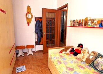 Foto 16 - Locale Commerciale Via 1 Maggio
 
15, Filighera - foto 16