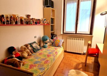 Foto 17 - Locale Commerciale Via 1 Maggio
 
15, Filighera - foto 17