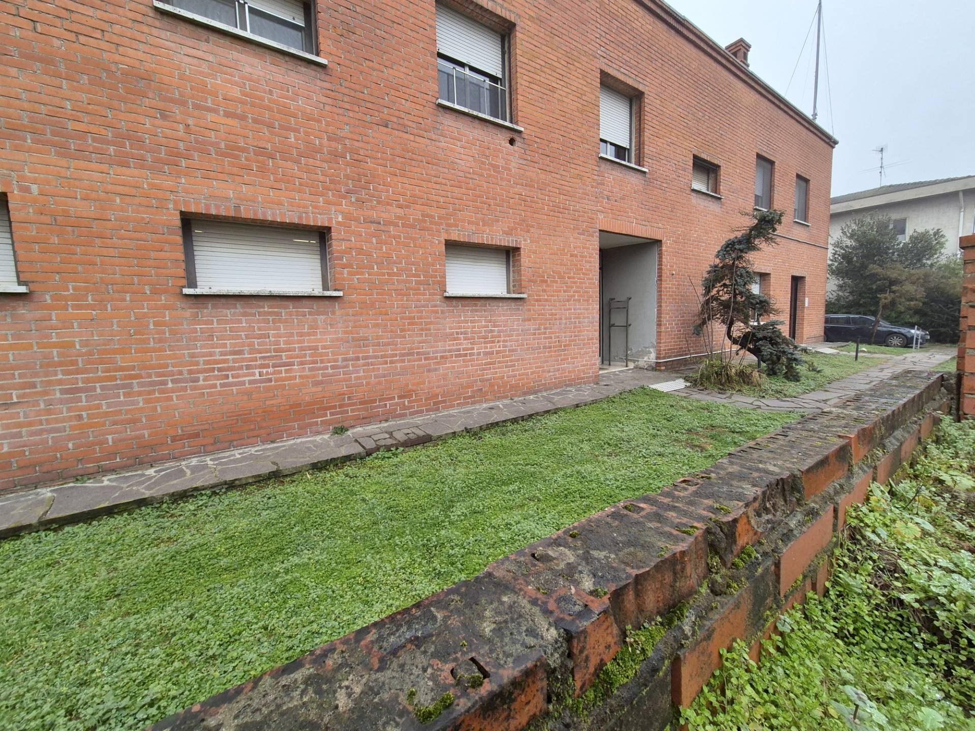 Foto 3 - Laboratorio Via Dei Caduti
 
20/a, Corteolona e Genzone - foto 3