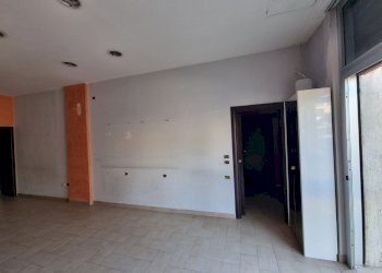 camera - Locale Commerciale Brigata Avellino, Avellino - foto 5