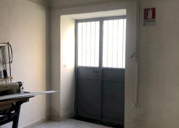 camera - Locale Commerciale FEDERICO RICCO, Nocera Inferiore - foto 8