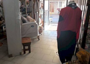 Foto 2 - Locale Commerciale VIA SANT'ANNA
 
4, Nocera Inferiore - foto 2