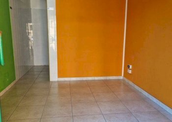 Foto 4 - Locale Commerciale VIA NICOLA GRIMALDI
92, Nocera Inferiore - foto 4