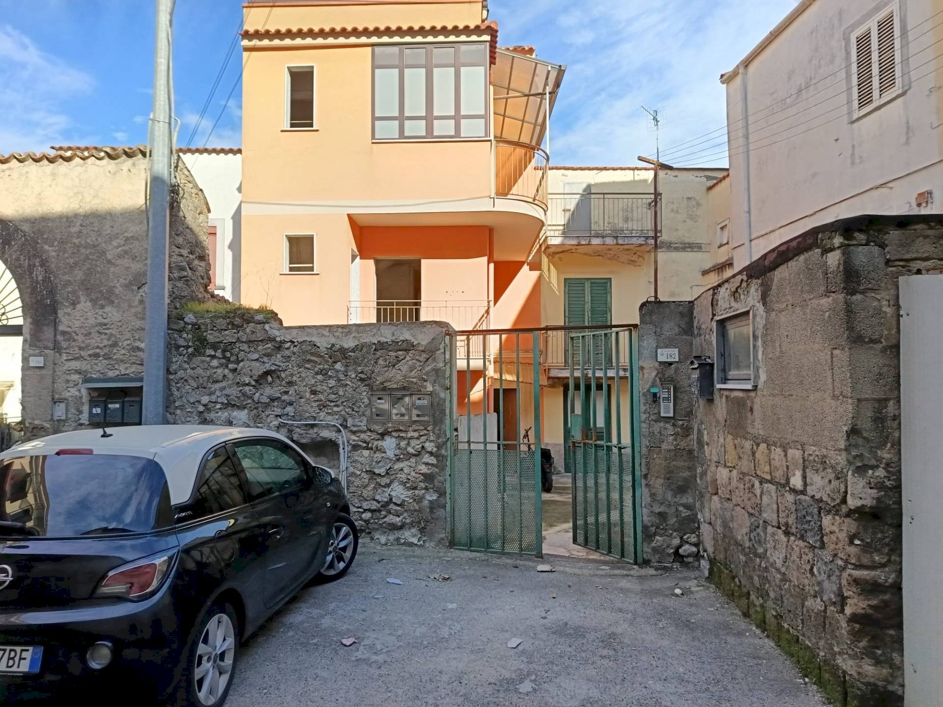 Foto 2 - Bilocale VIA PARETI
 
SNC, Nocera Superiore - foto 2