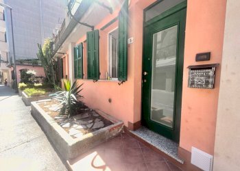 Foto 1 - Villa a Schiera Padova
 
3F, Savona - foto 1