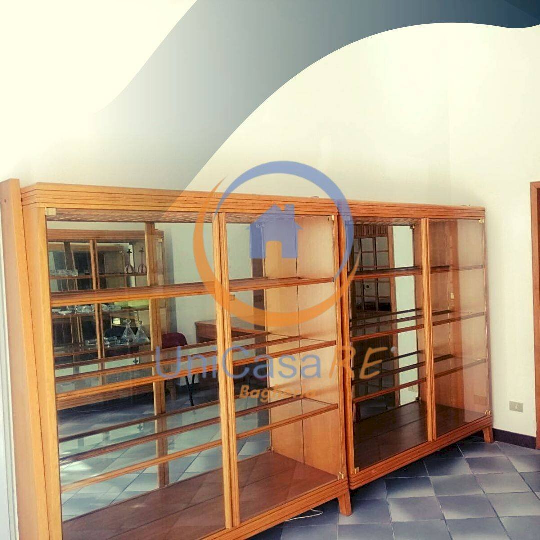 Foto 3 - Locale Commerciale Via Roma
 
63, Casteldaccia - foto 3