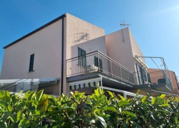 Foto 1 - Villa a Schiera Viale Delle Tribune, Campofelice di Roccella - foto 1