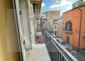 Foto 1 - Trilocale Via Monteleone
 
38, Bagheria - foto 1