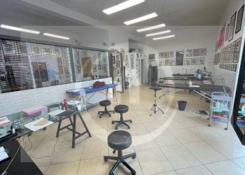 Foto 6 - Locale Commerciale Via Mangiacomo
 
8, Bagheria - foto 6