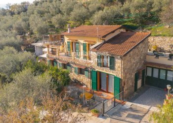 Foto 1 - Casa semi indipendente regione monte mezzano, Castellaro - foto 1