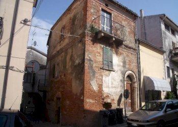 vista - Casa indipendente Adriatico
 
46, Villalfonsina - foto 1