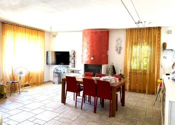 Foto 4 - Casa indipendente San Antonio Abate
 
1, Tufillo - foto 4