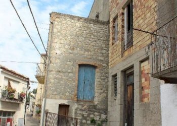 facciata - Casa indipendente Fuori Porta
 
42, Tufillo - foto 3