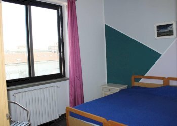 camera da letto - Quadrilocale Carlo Goldoni
 
8, Vasto - foto 14