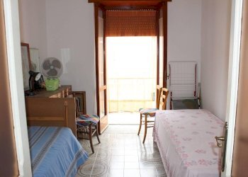 camera da letto - Quadrilocale Roma, Palmoli - foto 15