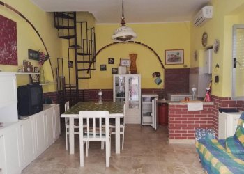 soggiorno - Casa indipendente Gerone
 
1, Cupello - foto 3