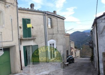 Foto 12 - Casa semi indipendente via Rione San Vito
 
5/35, Tufillo - foto 12