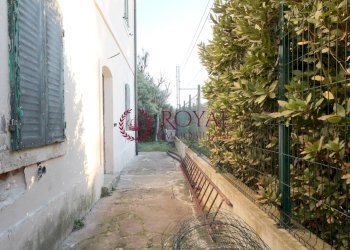 Foto 2 - Quadrilocale Via Aurelia Loc le Forbici, Rosignano Marittimo - foto 2