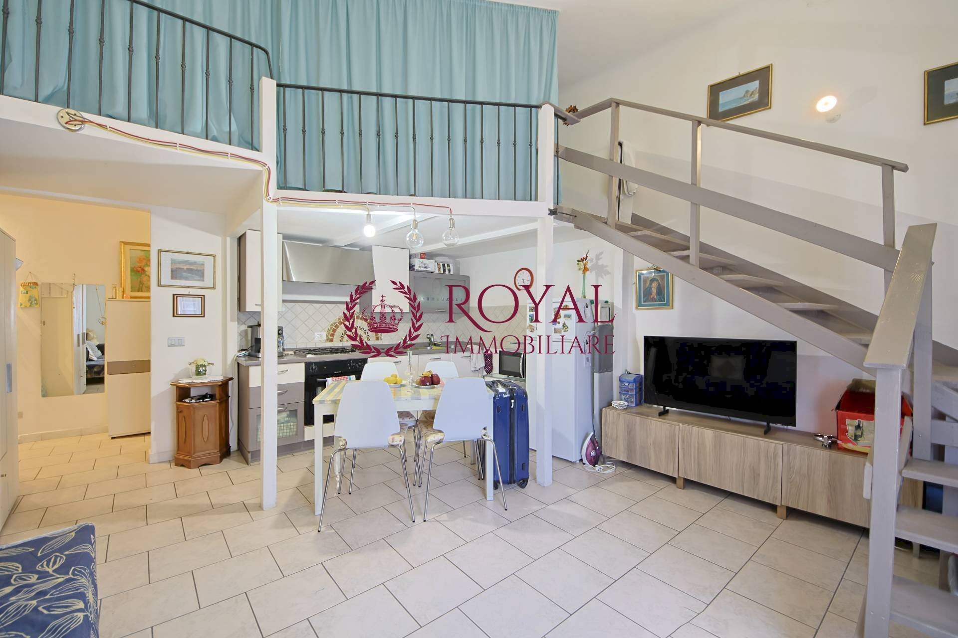 Foto 2 - One-room apartment Piazza Dei Mille, Livorno - photo 2