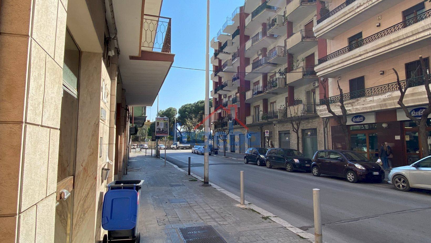 Foto 1 - Locale Commerciale CORSO IMBRIANI
 
92, Trani - foto 1