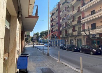 Foto 1 - Locale Commerciale CORSO IMBRIANI
 
92, Trani - foto 1