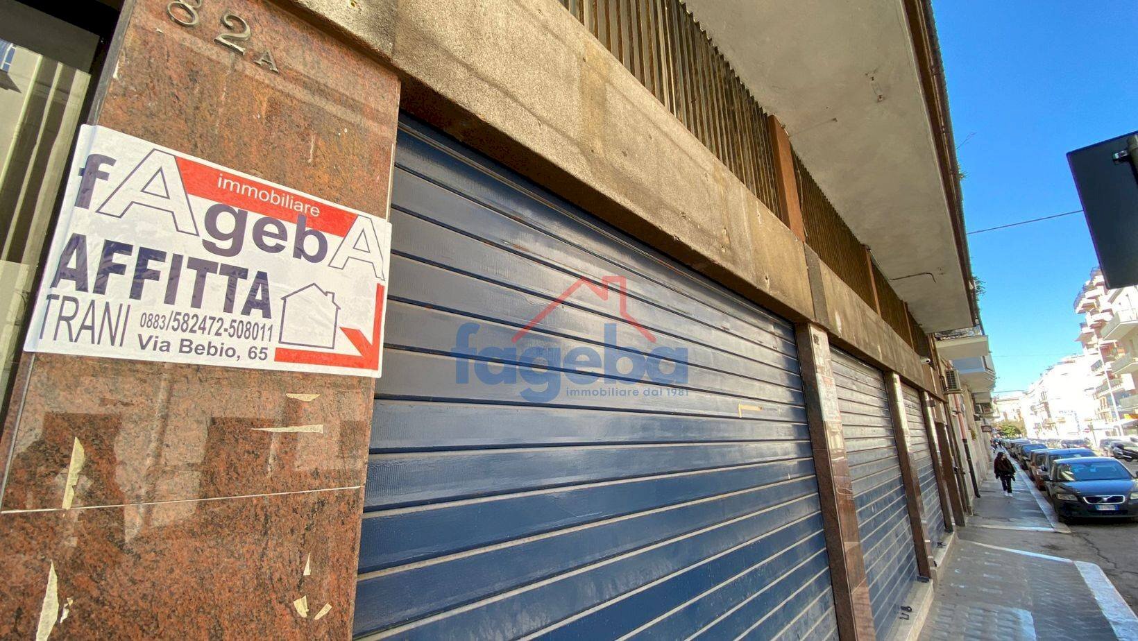 Foto 4 - Commercial Premises VIA DE ROBERTIS
76-78/80, Trani - photo 3