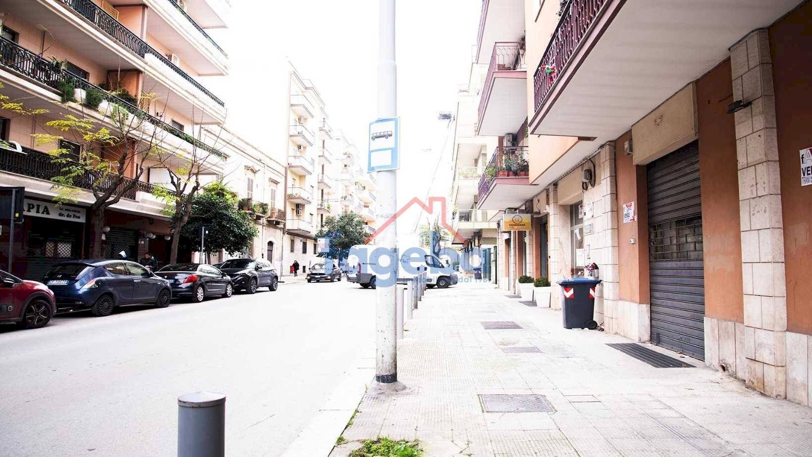 Foto 1 - Warehouse corso imbriani
 
90, Trani - photo 1