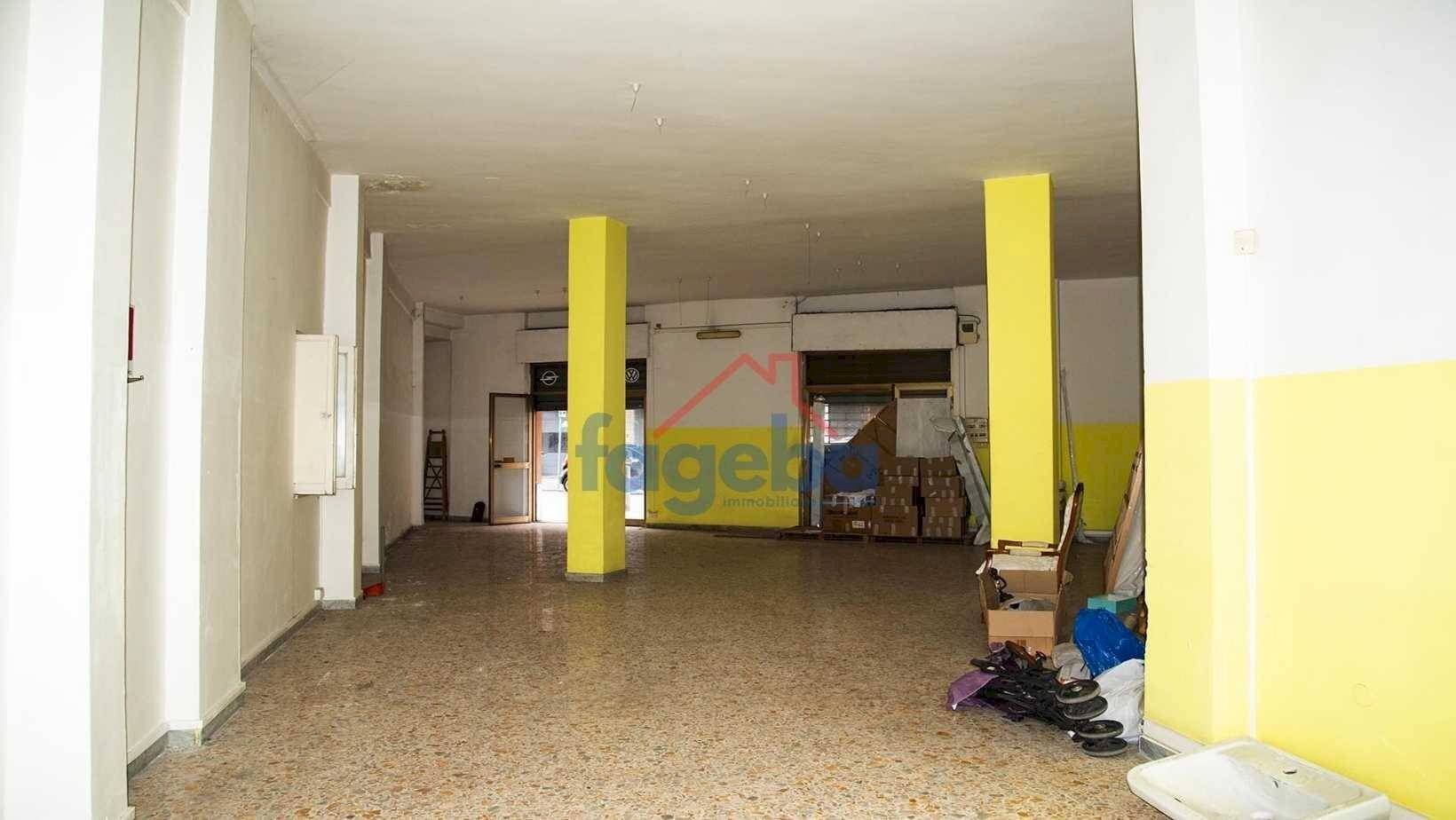 Foto 2 - Warehouse corso imbriani
90, Trani - photo 2