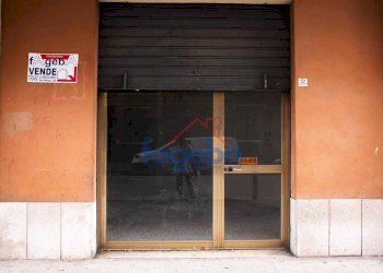 Foto 4 - Magazzino corso imbriani
 
90, Trani - foto 3