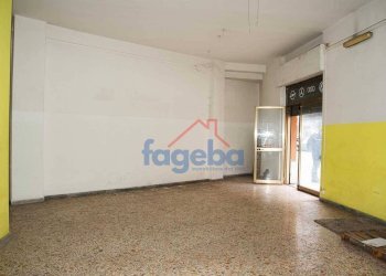 Foto 9 - Magazzino corso imbriani
 
90, Trani - foto 8