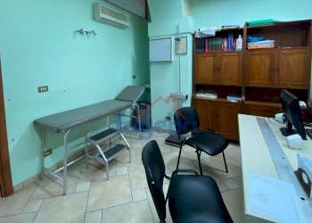 Foto 2 - Ufficio PIAZZA CAMPO DEI LONGOBARDI
20, Trani - foto 1