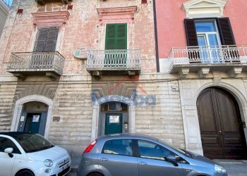 Foto 4 - Ufficio PIAZZA CAMPO DEI LONGOBARDI
20, Trani - foto 3