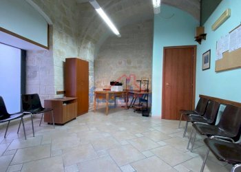 Foto 10 - Ufficio PIAZZA CAMPO DEI LONGOBARDI
20, Trani - foto 9