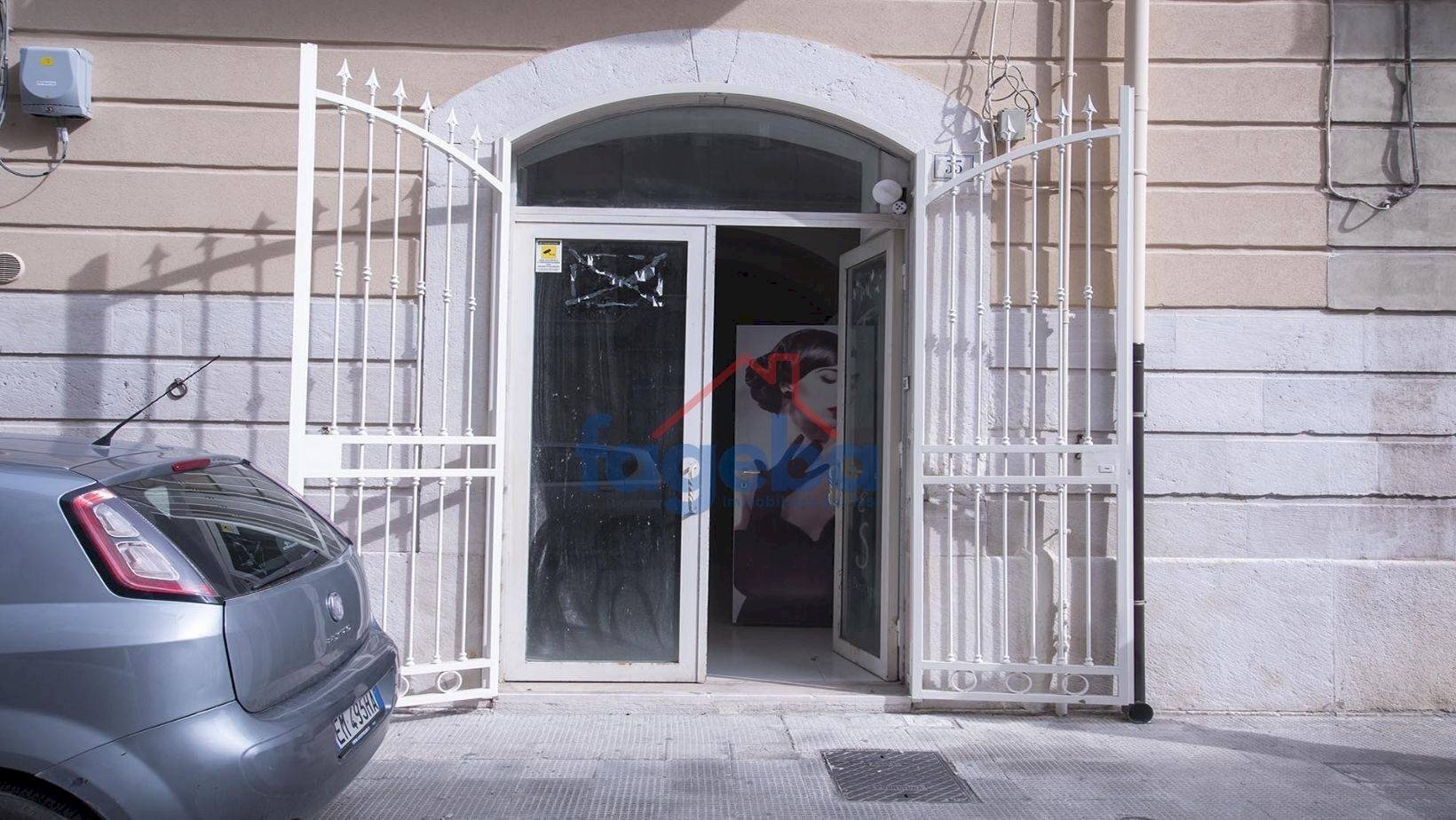 Foto 2 - Locale Commerciale VIA MARGHERITA DI BORGOGNA
 
53, Trani - foto 2